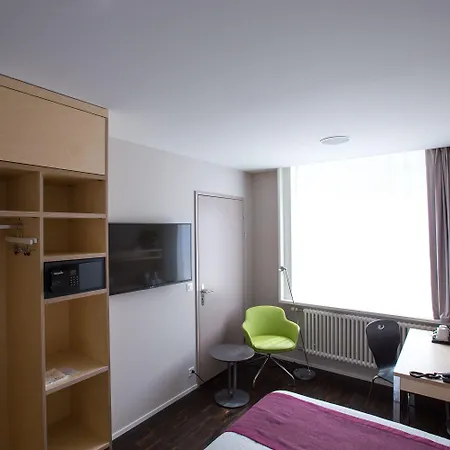 فندق Spirgarten 3*