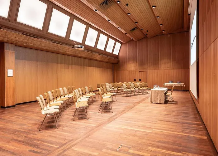 Spirgarten Szálloda Zürich