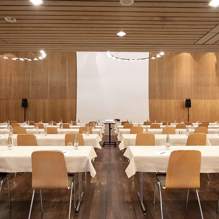 Hotel Spirgarten 3*